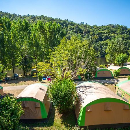 Camping Le Chateau Du Gibanel Saint-Martial-Entraygues Kültér fotó