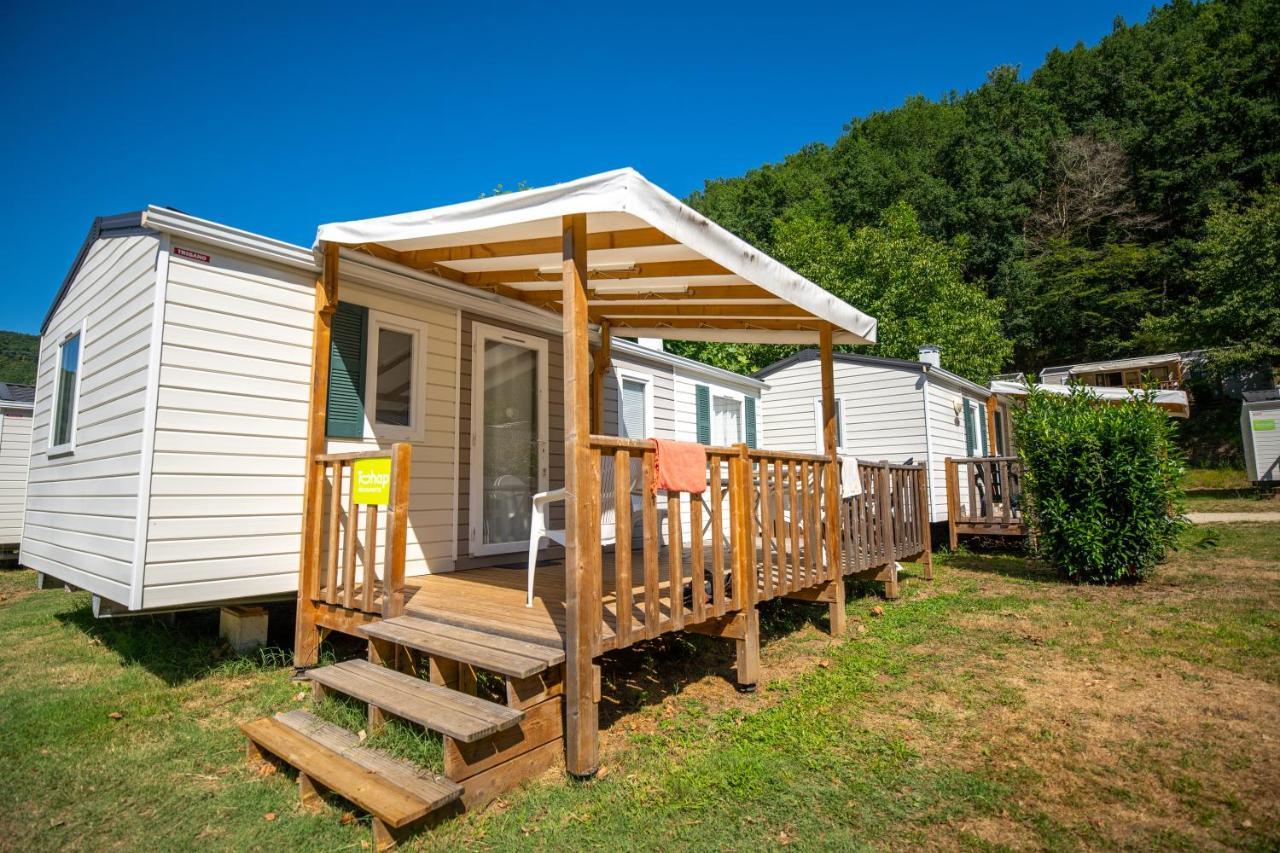 Camping Le Chateau Du Gibanel Saint-Martial-Entraygues Kültér fotó